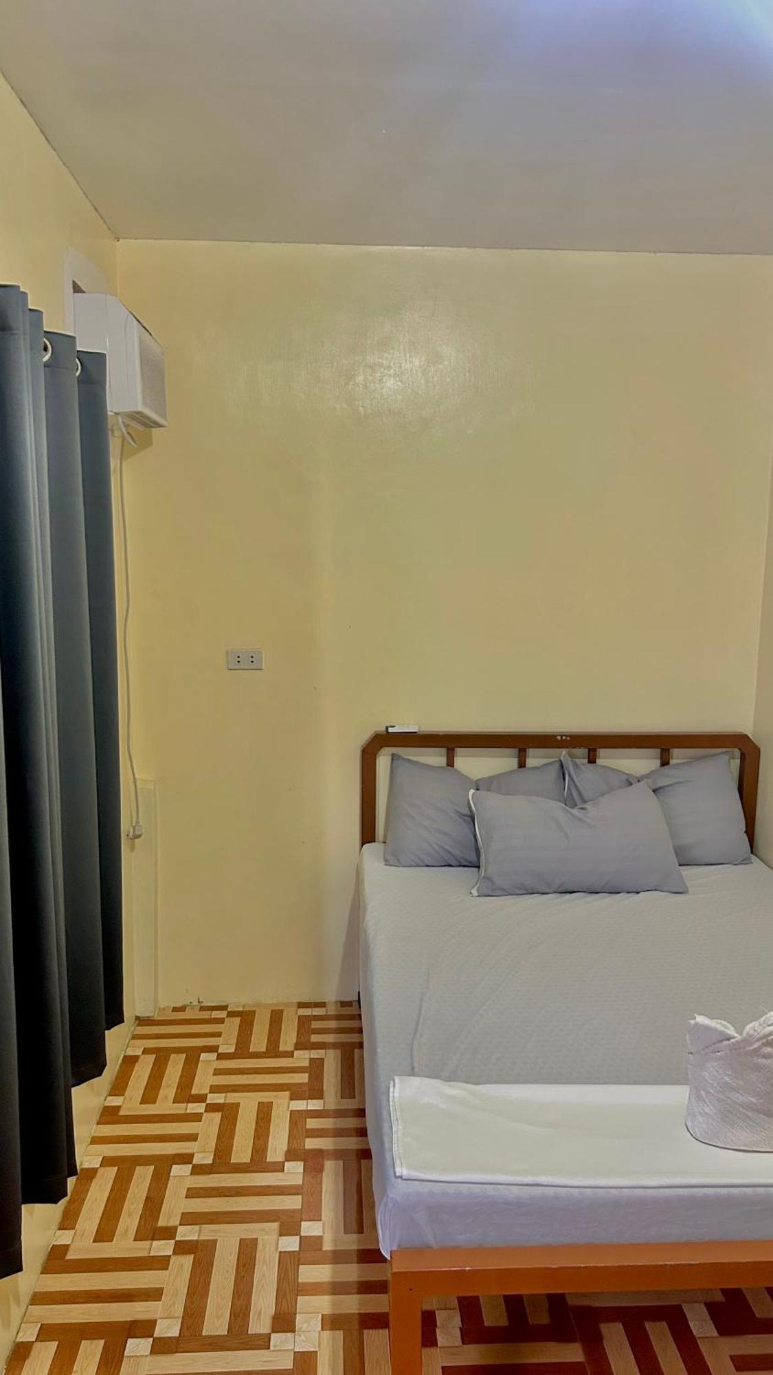 Carillo Guest House 코른 외부 사진