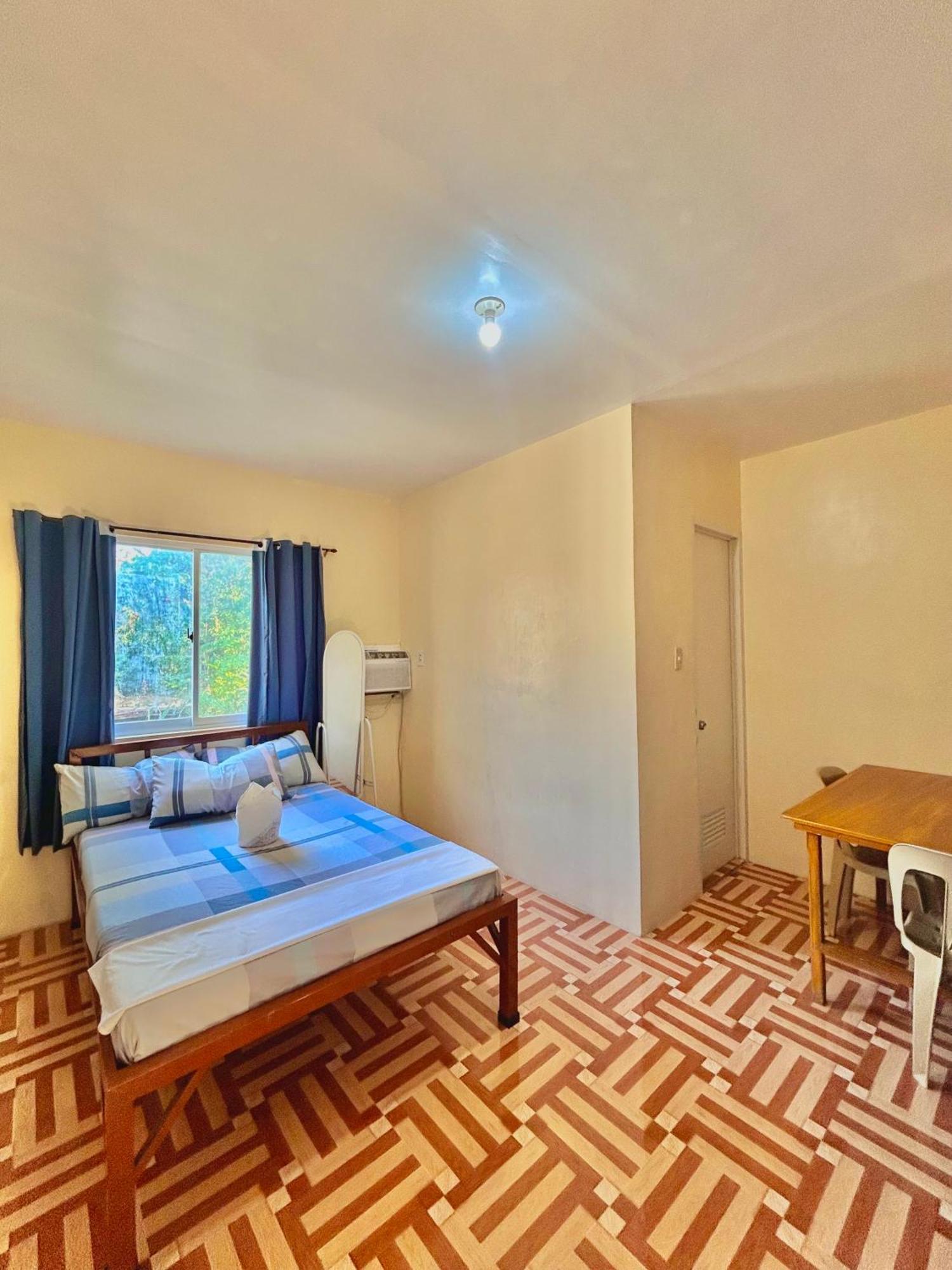Carillo Guest House 코른 외부 사진