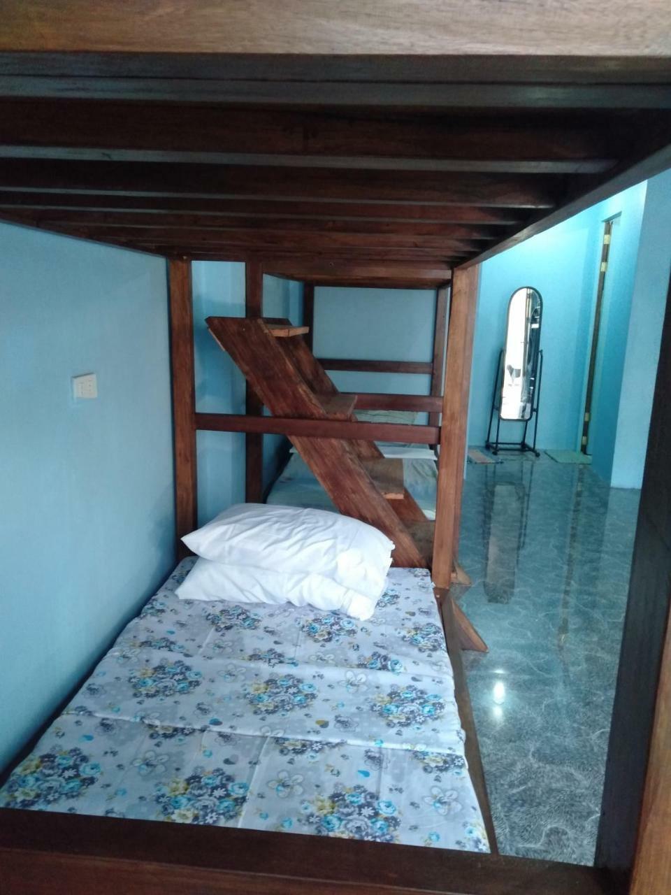 Carillo Guest House 코른 외부 사진