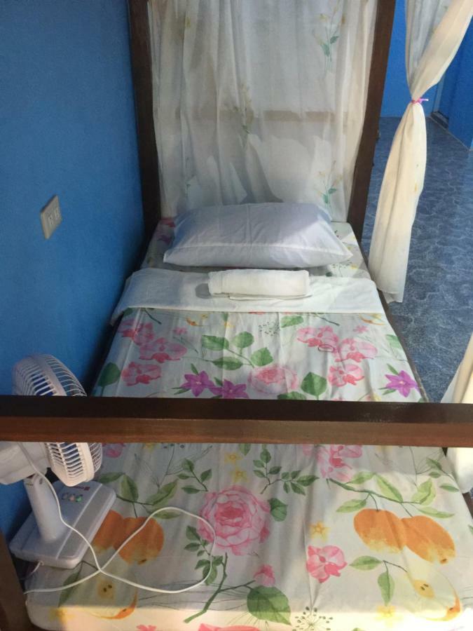 Carillo Guest House 코른 외부 사진