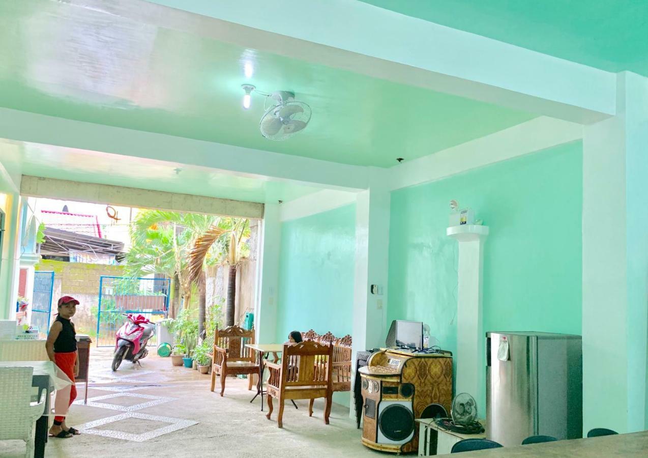 Carillo Guest House 코른 외부 사진